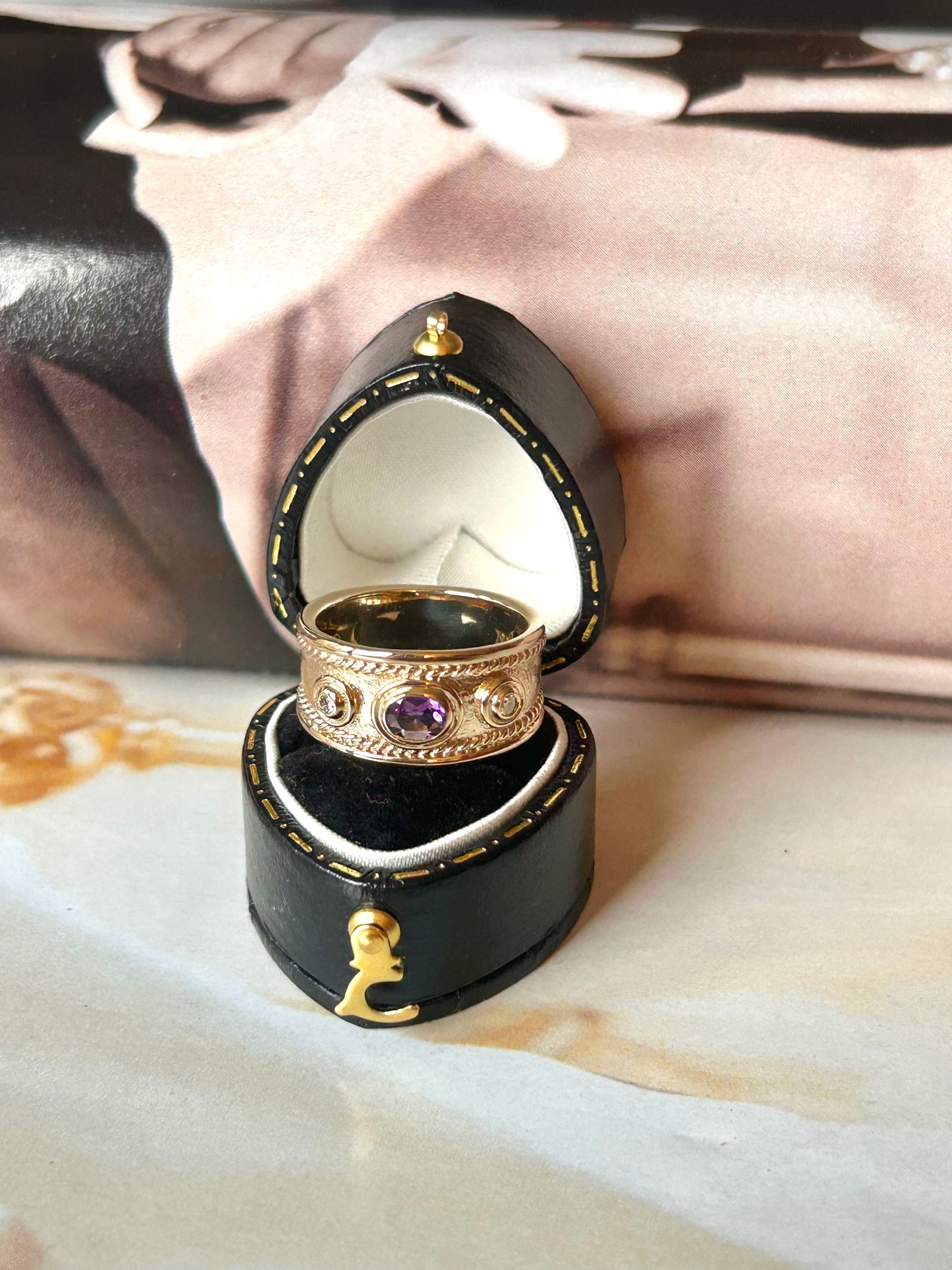 9ct Gold Amethyst & Diamond Vintage Band Ring