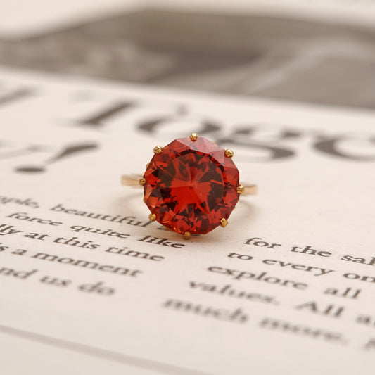 18ct Gold Antique Burnt Orange Stone Cocktail Ring