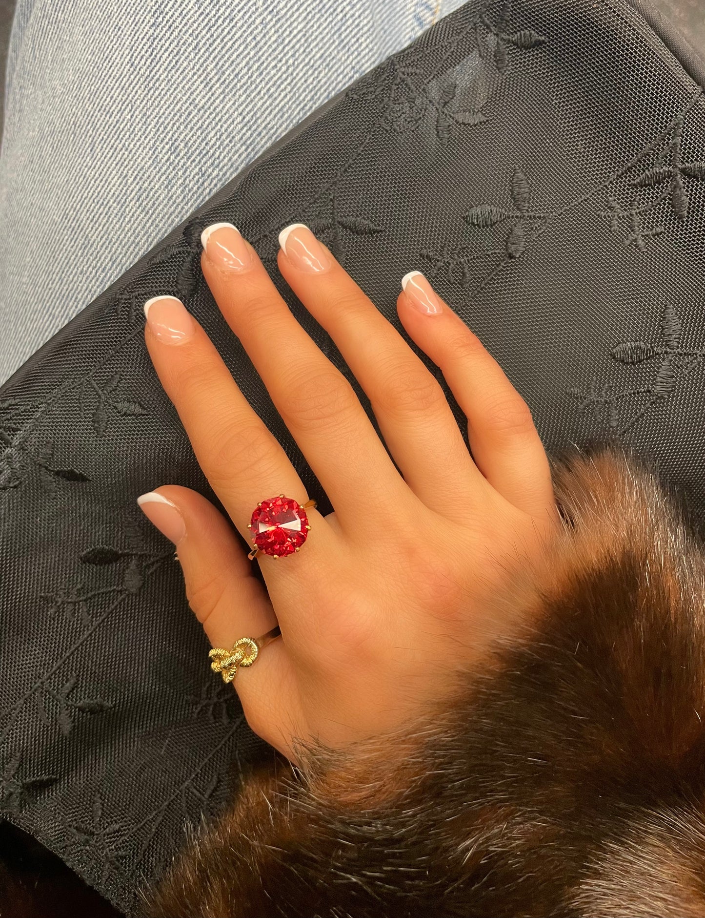 18ct Gold Antique Burnt Orange Stone Cocktail Ring