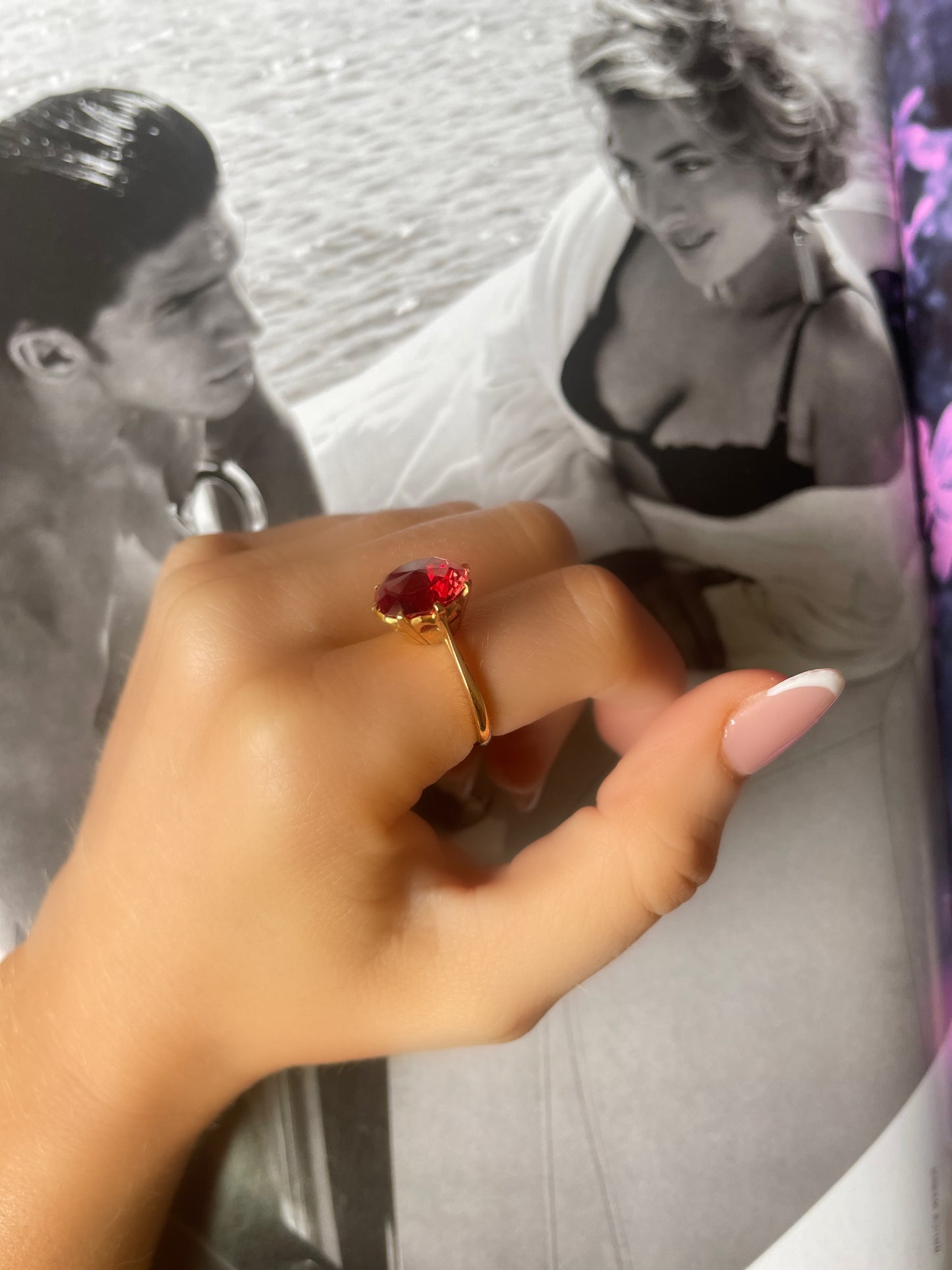 18ct Gold Antique Burnt Orange Stone Cocktail Ring