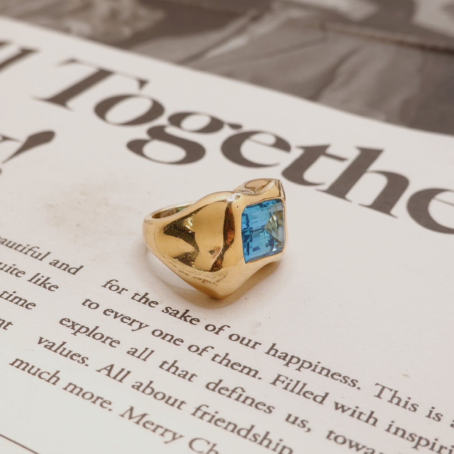 Vintage 14ct Gold Sculptural Blue Topaz Ring