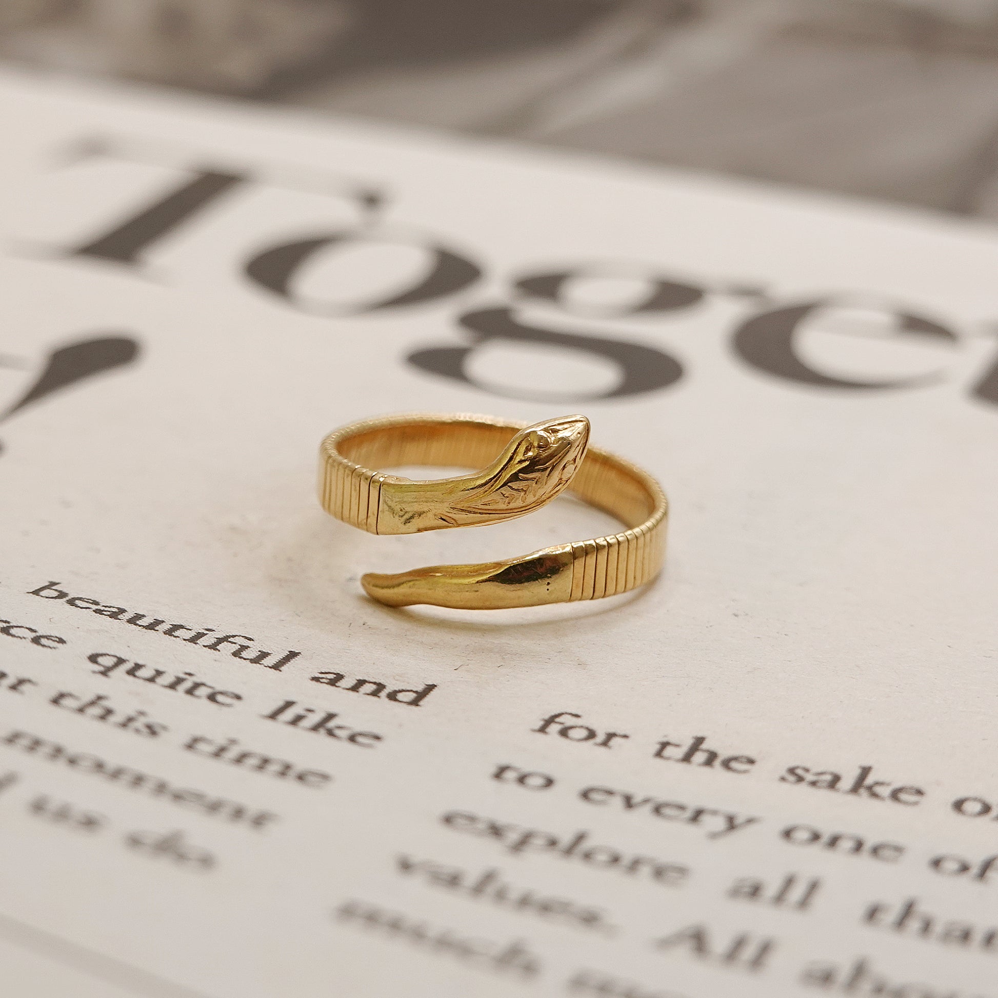 18ct Yellow Gold Serpent Snake Ring