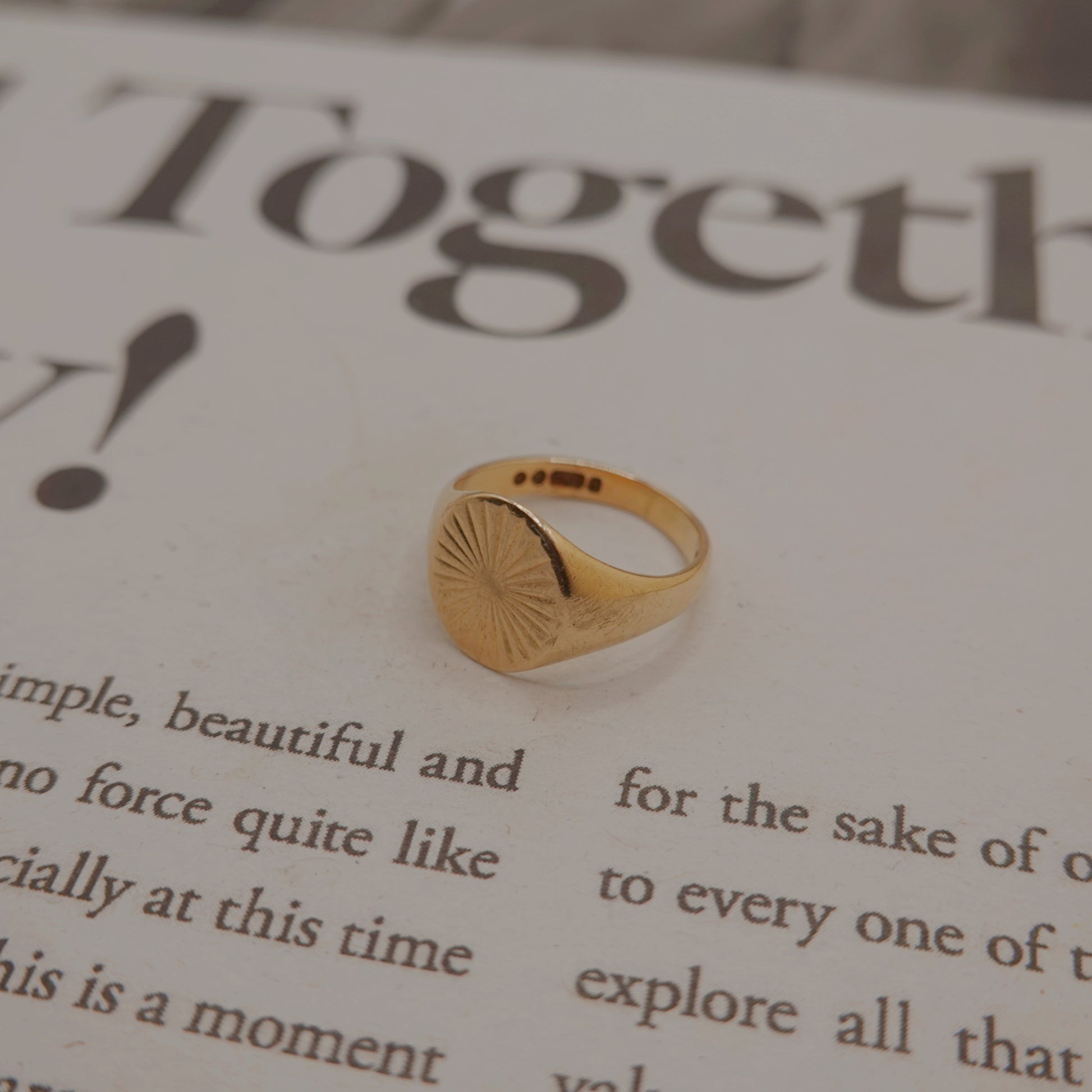 9ct Yellow Gold Sunburst Signet Ring