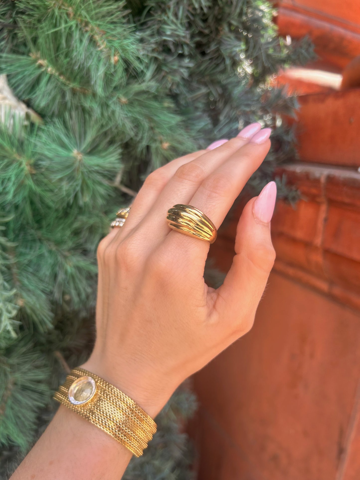 Vintage 18ct Yellow Gold Ribbed Dress Ring