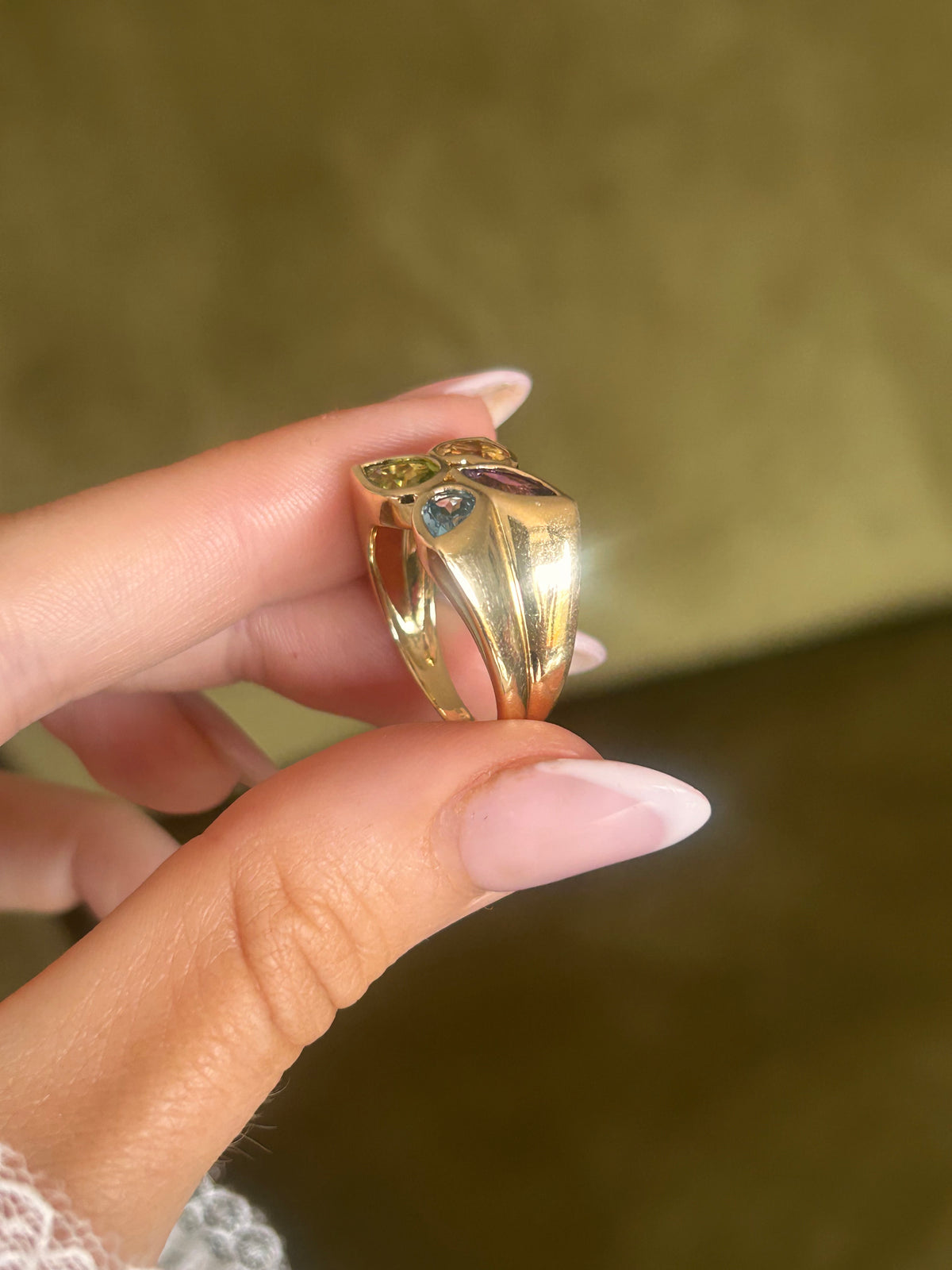 14ct Gold Vintage Peridot, Citrine, Amethyst & Topaz Ring