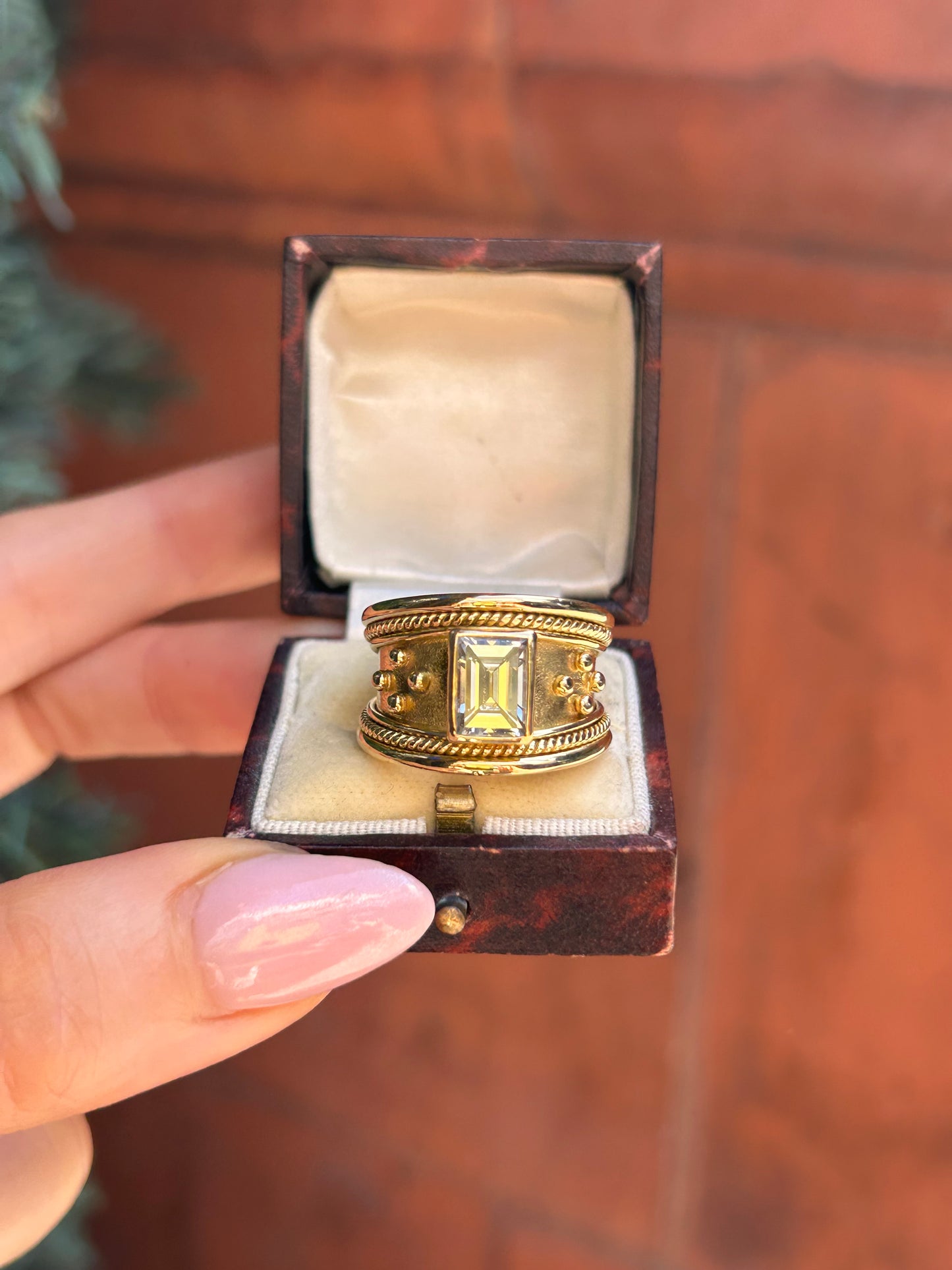 Vintage 1980’s 18ct Gold 2ct Baguette Cut Diamond Ring