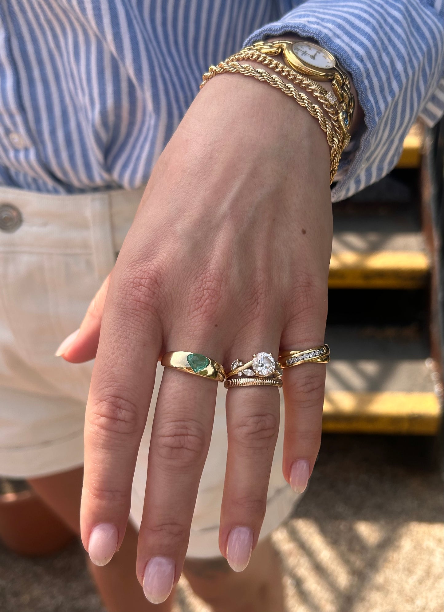 18ct Gold Heart Emerald Band Ring