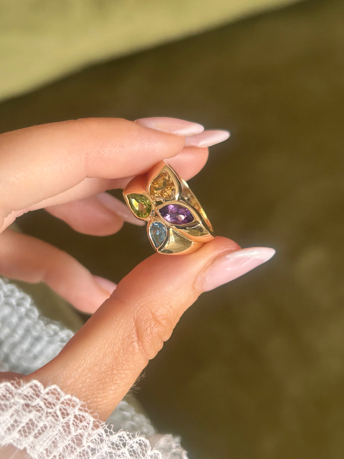14ct Gold Vintage Peridot, Citrine, Amethyst & Topaz Ring