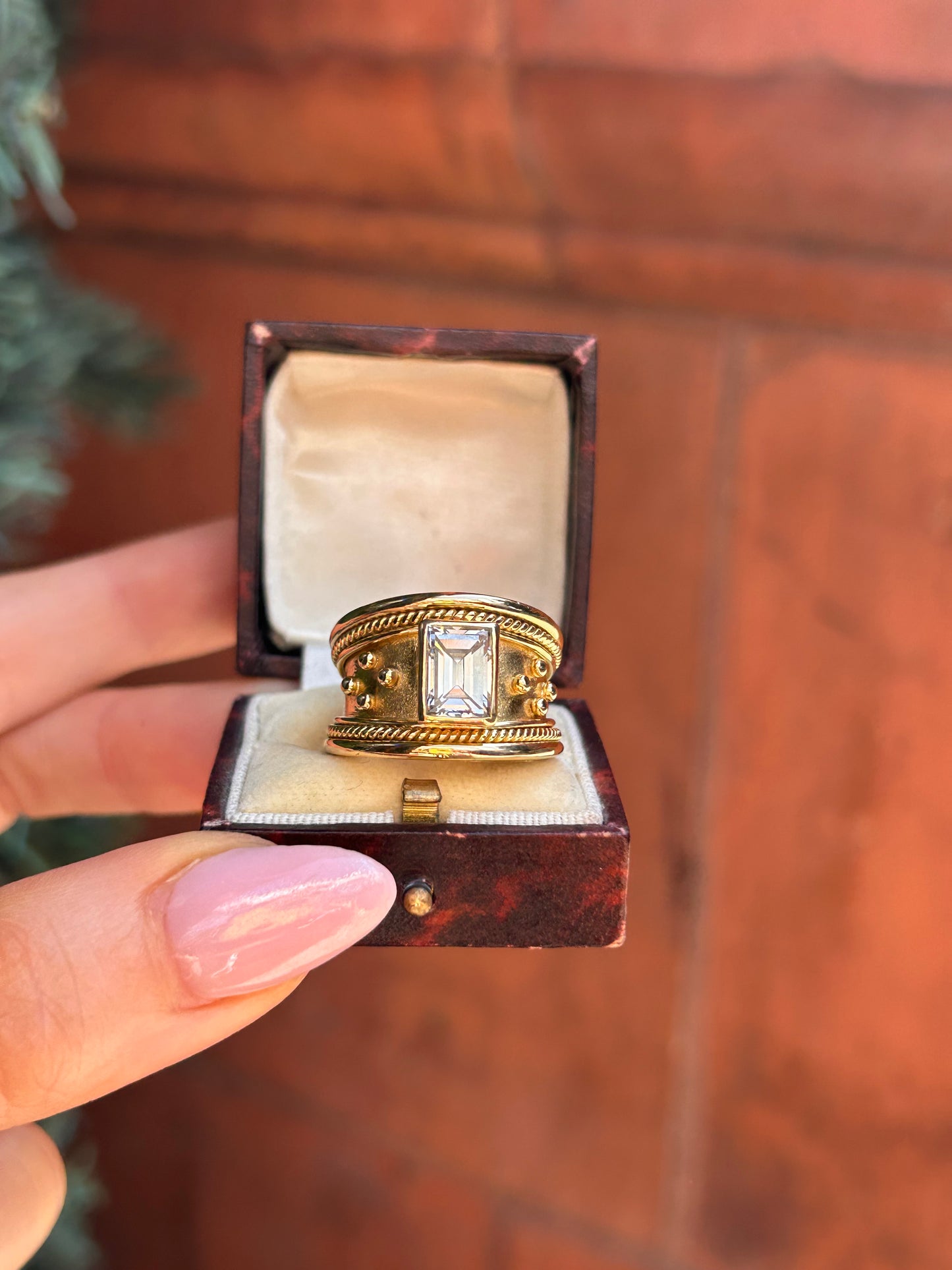 Vintage 1980’s 18ct Gold 2ct Baguette Cut Diamond Ring