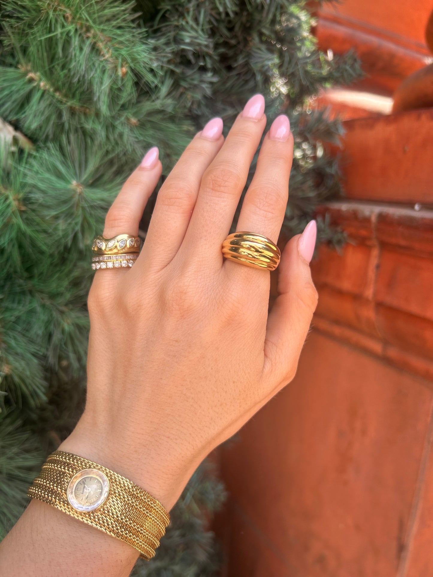 Vintage 18ct Yellow Gold Ribbed Dress Ring